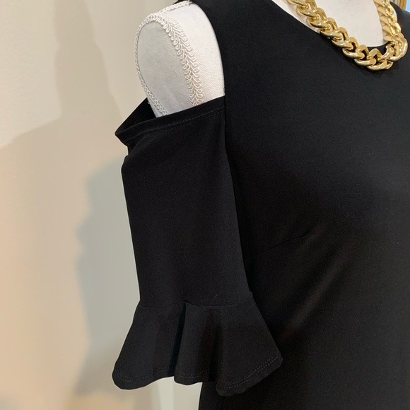 Tommy Hilfilger ๐ค little black dress sz 6 ๐ค - Picture 5 of 8